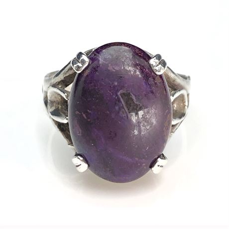 Vintage Sterling Silver Purple Sugilite Stone Ring