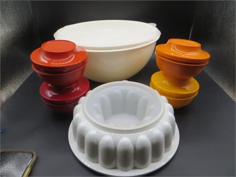 NEW VINTAGE TUPPERWARE LARGE ROUND, LARGE JELLO & 4 ORIENTAL BOWLS