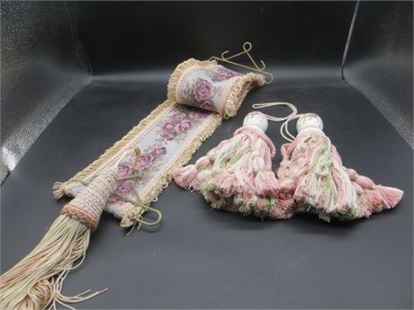 Decorative Tapestry Woven Textile & 2 Tassels
