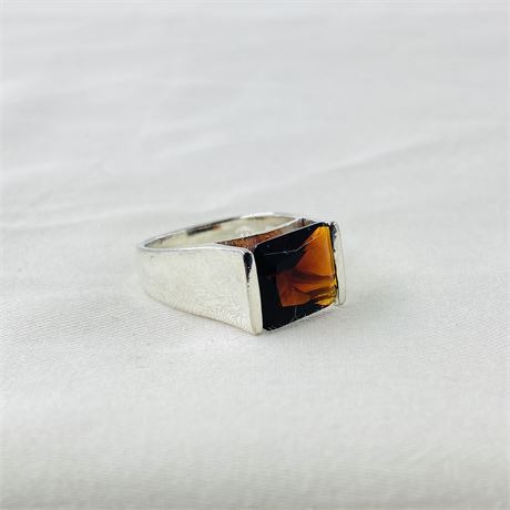 7.1g Sterling Ring Size 8.25