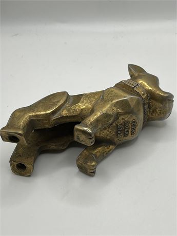Collectible bulldog Mac truck salad brass hood ornament