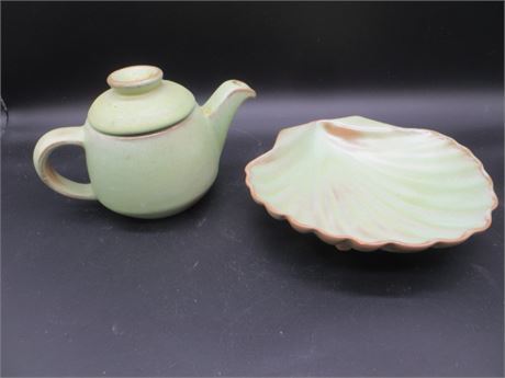 Frankoma Tea Pot & Shell Dish