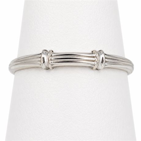 Silver Tone Band Ring With Ribbed Bar