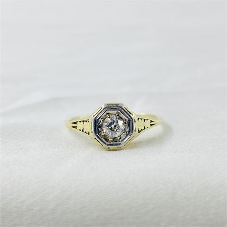2.21g 14K Gold Diamond Ring Size 7