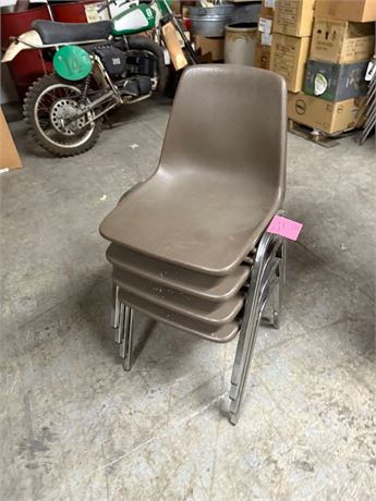 4 Stackable Chairs