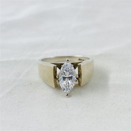6g Sterling Ring Size 10