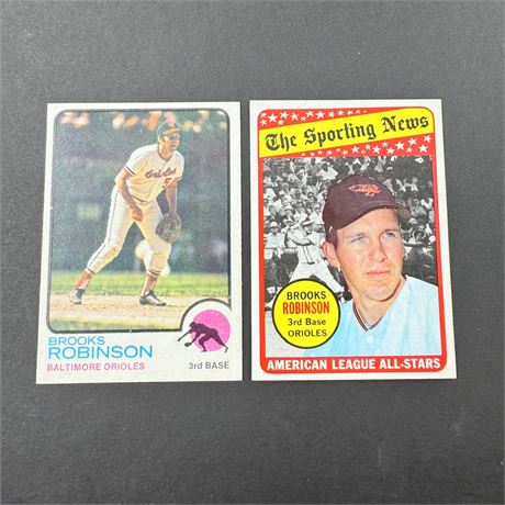 2 Brooks Robinson Cards