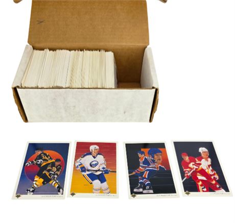Lot of 1991 Upper Deck Hockey Cards