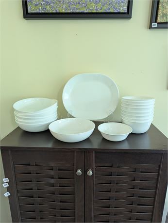 Lot Corelle Bowls and Serving Platter