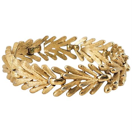 Vintage CROWN TRIFARI Textured Gold Tone Bracelet