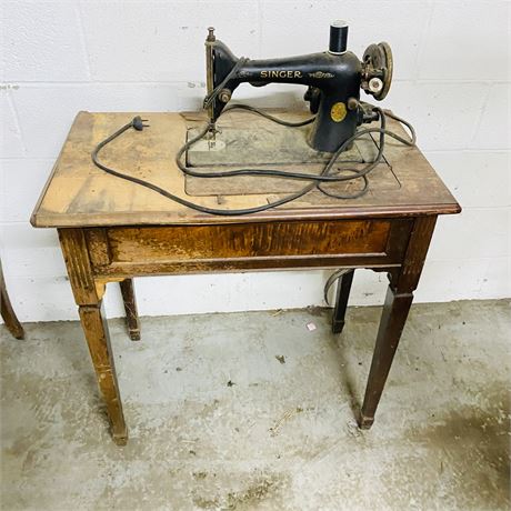Singer Sewing Machine