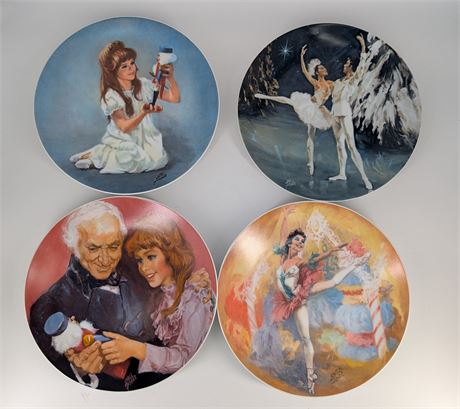 4 Nutcracker Fine China Plates by Viletta scenes from the ballet