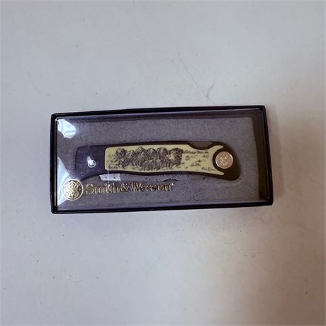Smith & Wesson Scrimshaw Knife
