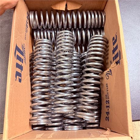 15 NOS Harley Davidson Springs