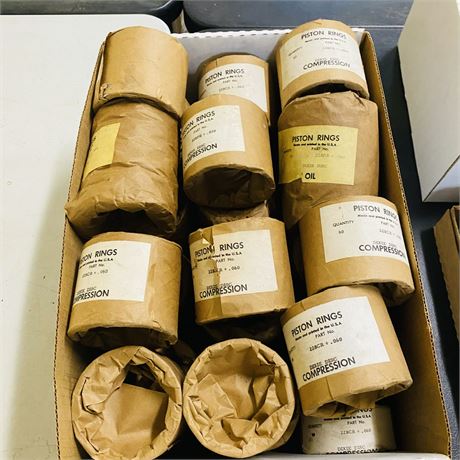 Large Box NOS Harley Davidson Piston Rings