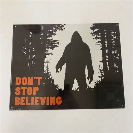 Bigfoot 12.5x16” Metal Retro Sign