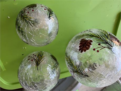 3 Christmas Lighted Globes