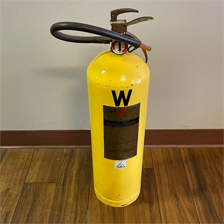Safety First Safe-T-Meter Fire Extinguisher