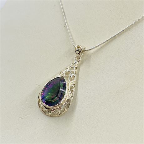 Beautiful 11.5g Sterling Necklace