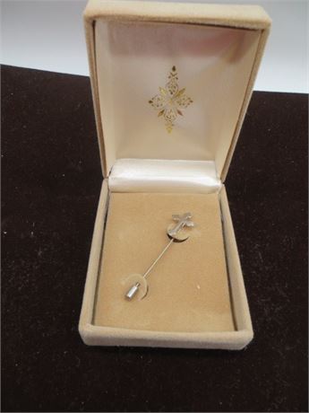 SILVER TONE CROSS PIN