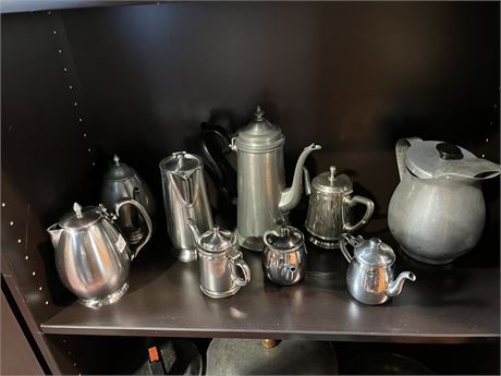 Metalware collectibles lot