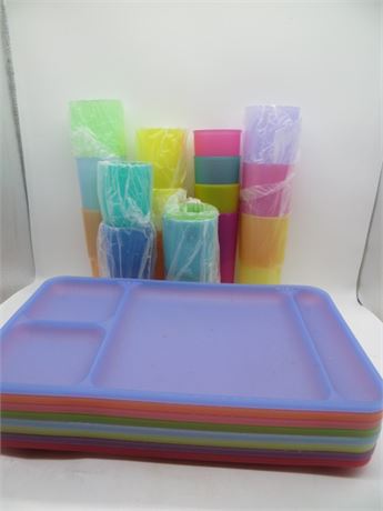 NEW VINTAGE TUPPERWARE DIVIDED LUNCH TRAYS & STACKING TUMBLERS