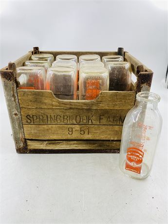 12 Springbrook Farm Milk Bottles in Carrier