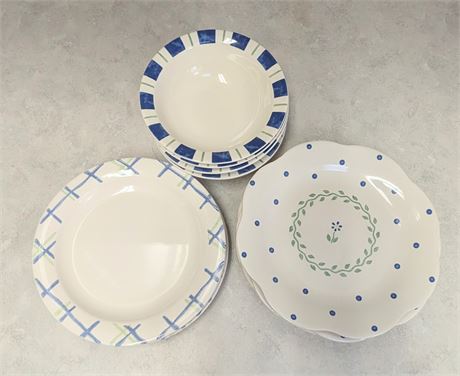 Lot Pfaltzgraff 4 Bowls & 8 Plates