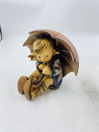 TMK4 Hummel 152/0 Umbrella Boy Figurine