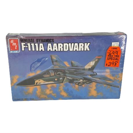 AMT Ertl General Dynamics F-111A Aardvark