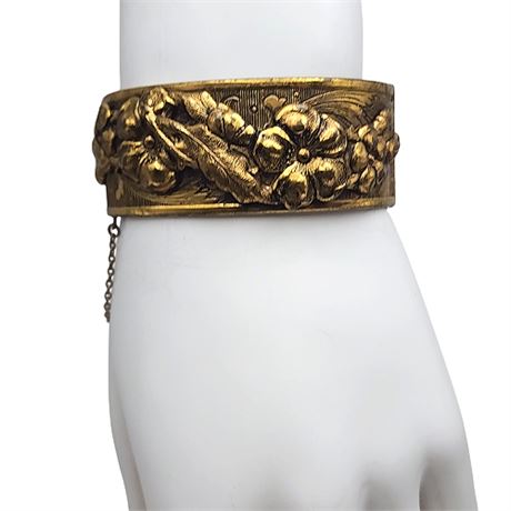 Gold Tone Floral Clamper Bracelet
