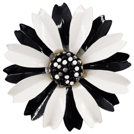 Signed Vintage Crown Trifari Black & White Flower Power Brooch