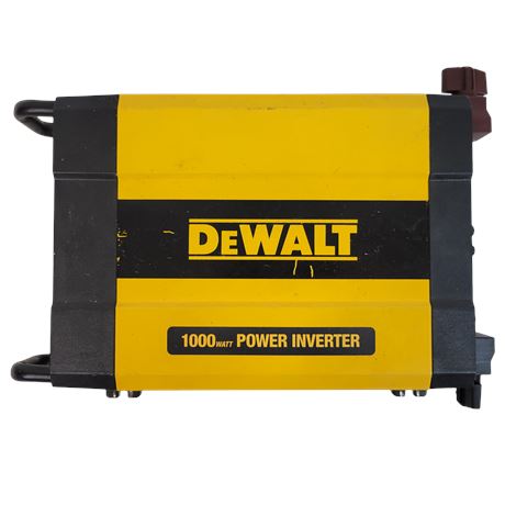 DeWalt 1000 Watt Power Inverter