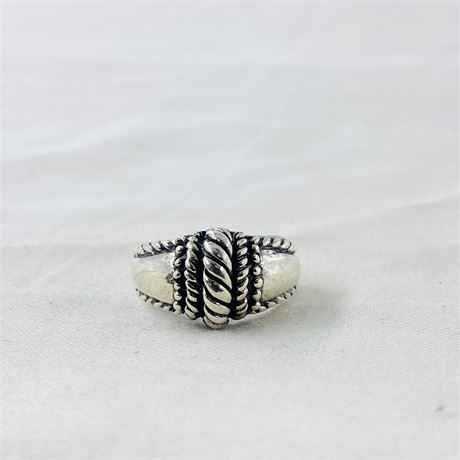 5.5g Sterling Ring Size 7