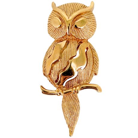 Vintage Trifari Gold-Tone Owl Brooch – Signed © Trifari