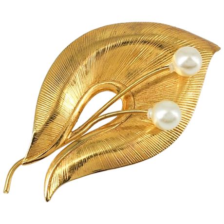 Vintage Faux Pearl Flower/Leaf Brooch