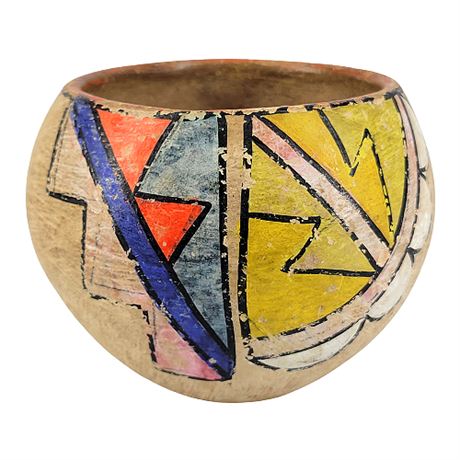 Small Vintage Tesuque Pueblo Pottery Southwest Native Pot