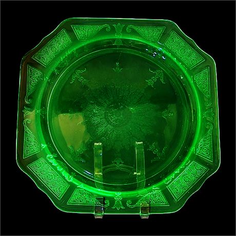 Anchor Hocking Princess Green Uranium Glass Dinner Plate, 1 of 2