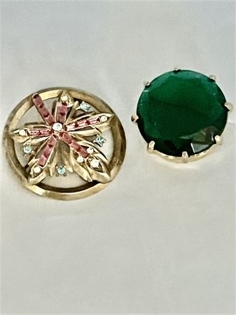 Star, rhinestone, brooch, and large greenstone brooch lot