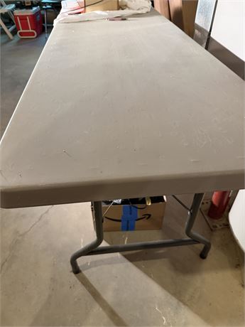 Banquet Table