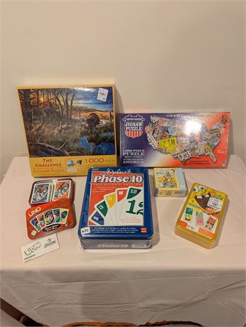 Lot New Sealed Puzzles and Games