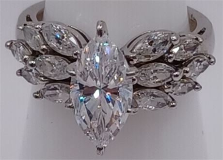 Beautiful Sterling marquise cut rhinestone ring 4.8 G size 5.75