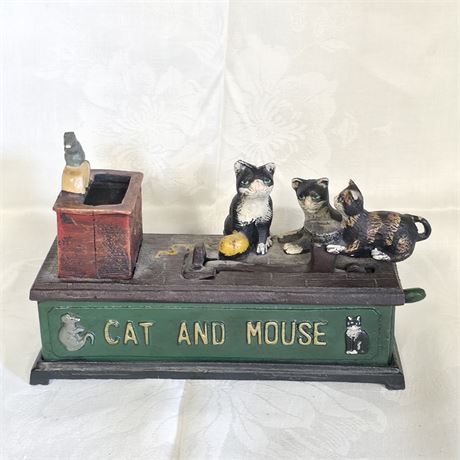 Cast Iron Collectible Kitten Bank