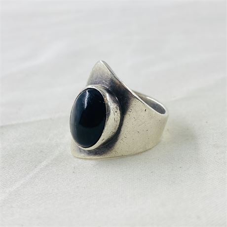 11g Sterling Ring Size 8