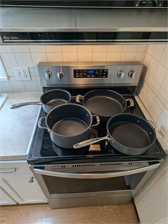 Lot 4 Cooking Pans Cuisinart and Food Network ONLY 2 lids