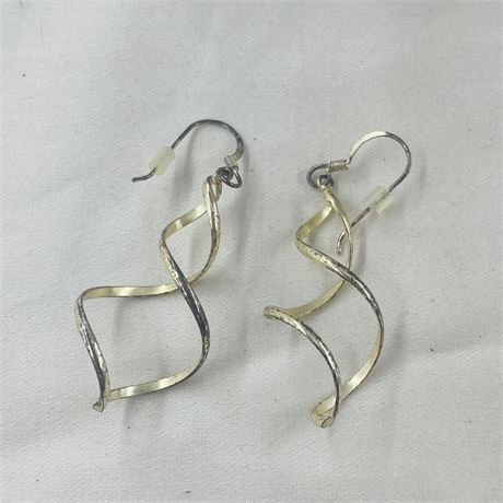 2.5g Sterling Earrings