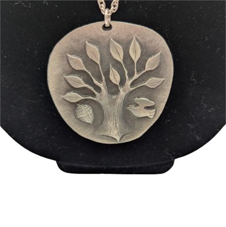 Pendant on 24" Chain