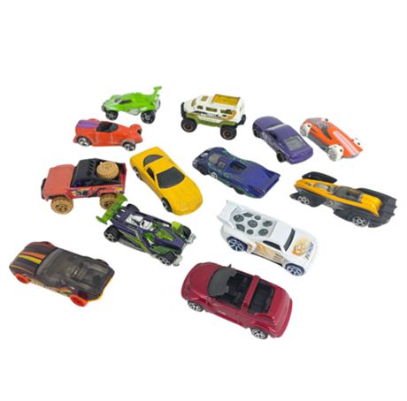 Lot of Hot Wheels Cars