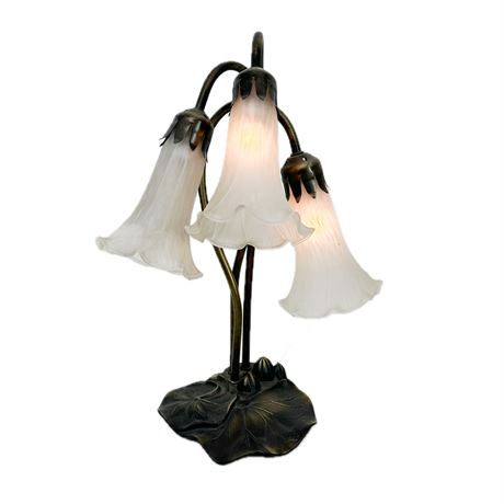 Contemporary Meyda Lighting Lily Table Lamp