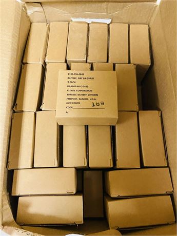 90 NOS Vietnam War Surplus Burgess Dry Cell Batteries